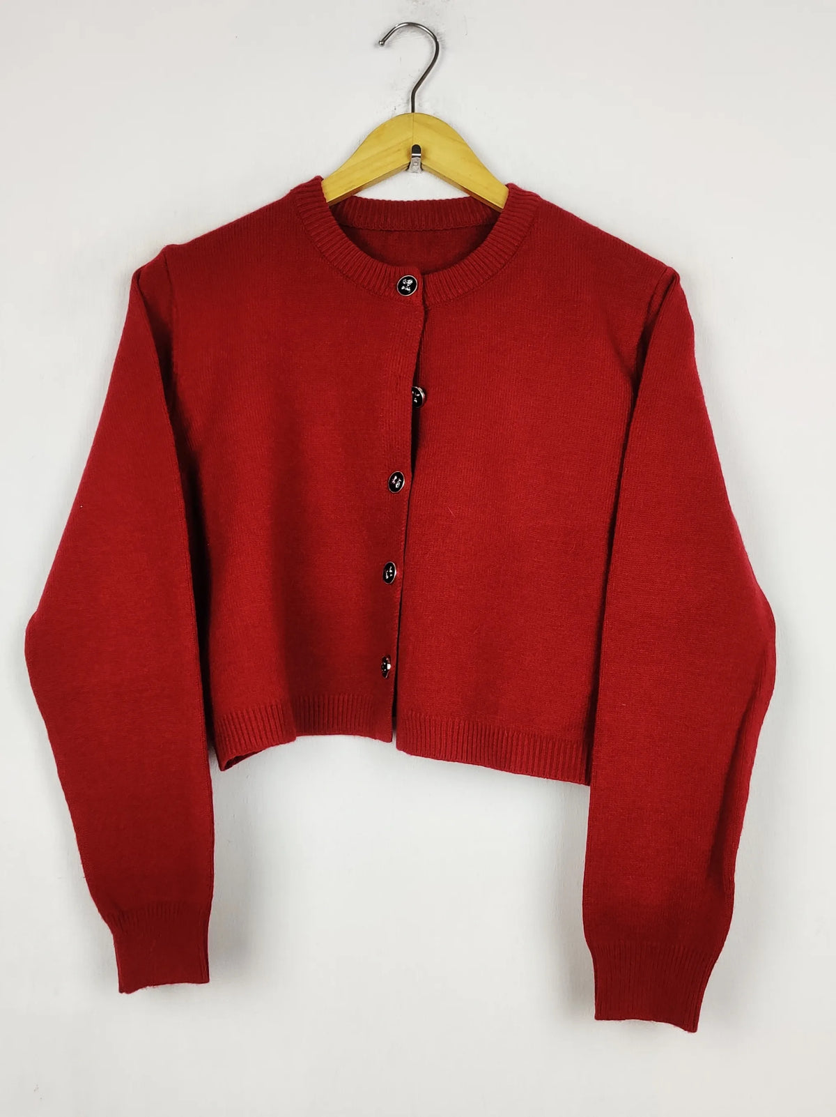 Buy online pre-used pre-loved 100% authentic & Original branded Dazy (LS-18521) available in Pakistan. Top international brands avilable.