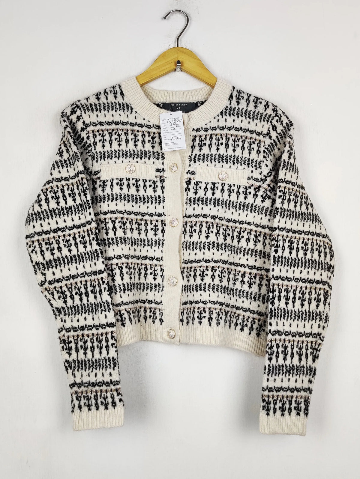 Buy online pre-used pre-loved 100% authentic & Original branded Primark (LS-18535) available in Pakistan. Top international brands avilable.