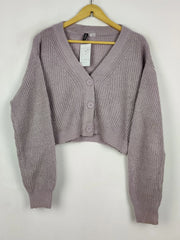 Buy online pre-used pre-loved 100% authentic & Original branded H&M (LS-18543) available in Pakistan. Top international brands avilable.