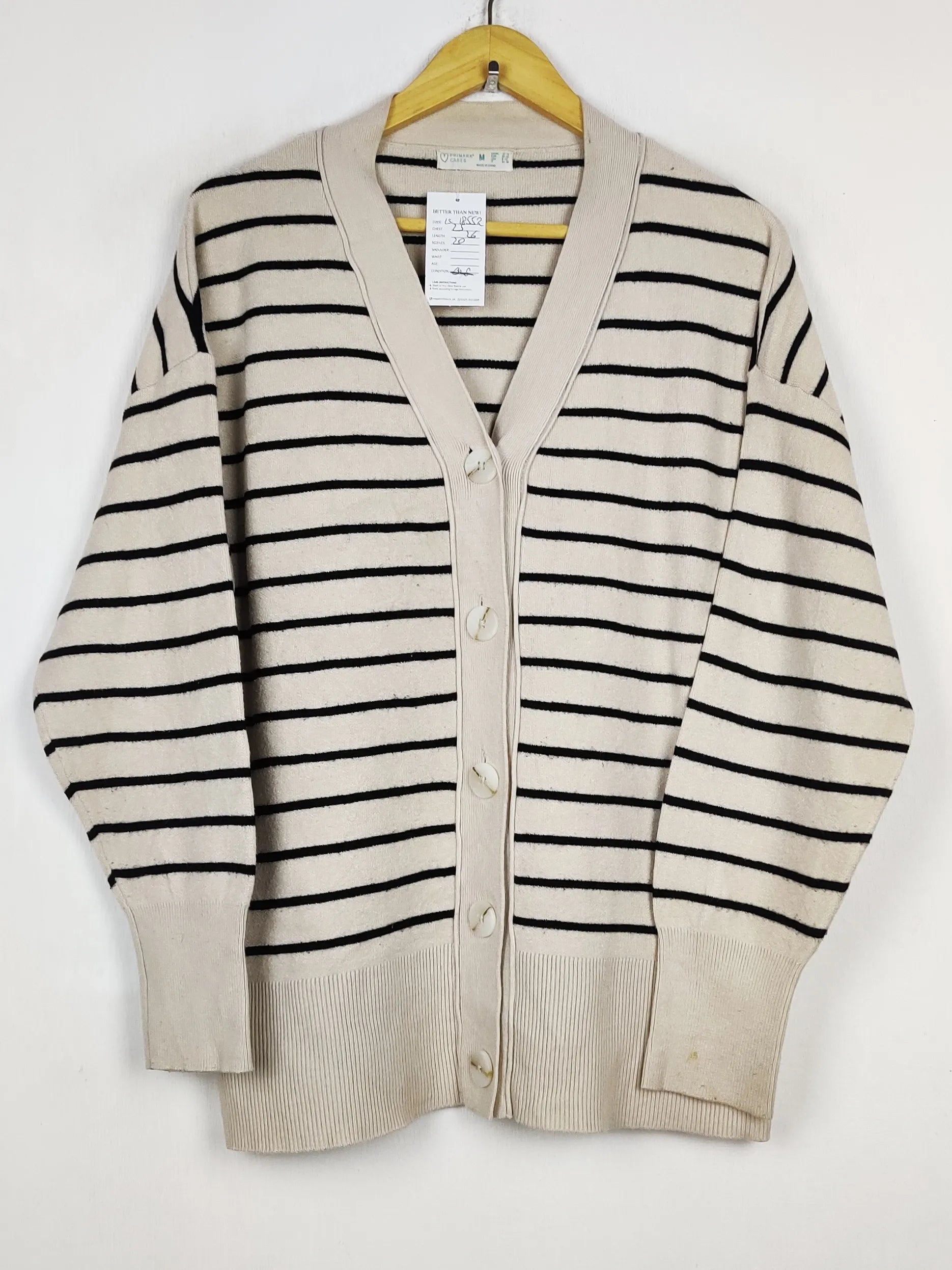 Buy online pre-used pre-loved 100% authentic & Original branded Primark (LS-18552) available in Pakistan. Top international brands avilable.