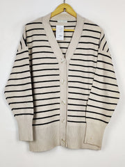 Buy online pre-used pre-loved 100% authentic & Original branded Primark (LS-18552) available in Pakistan. Top international brands avilable.