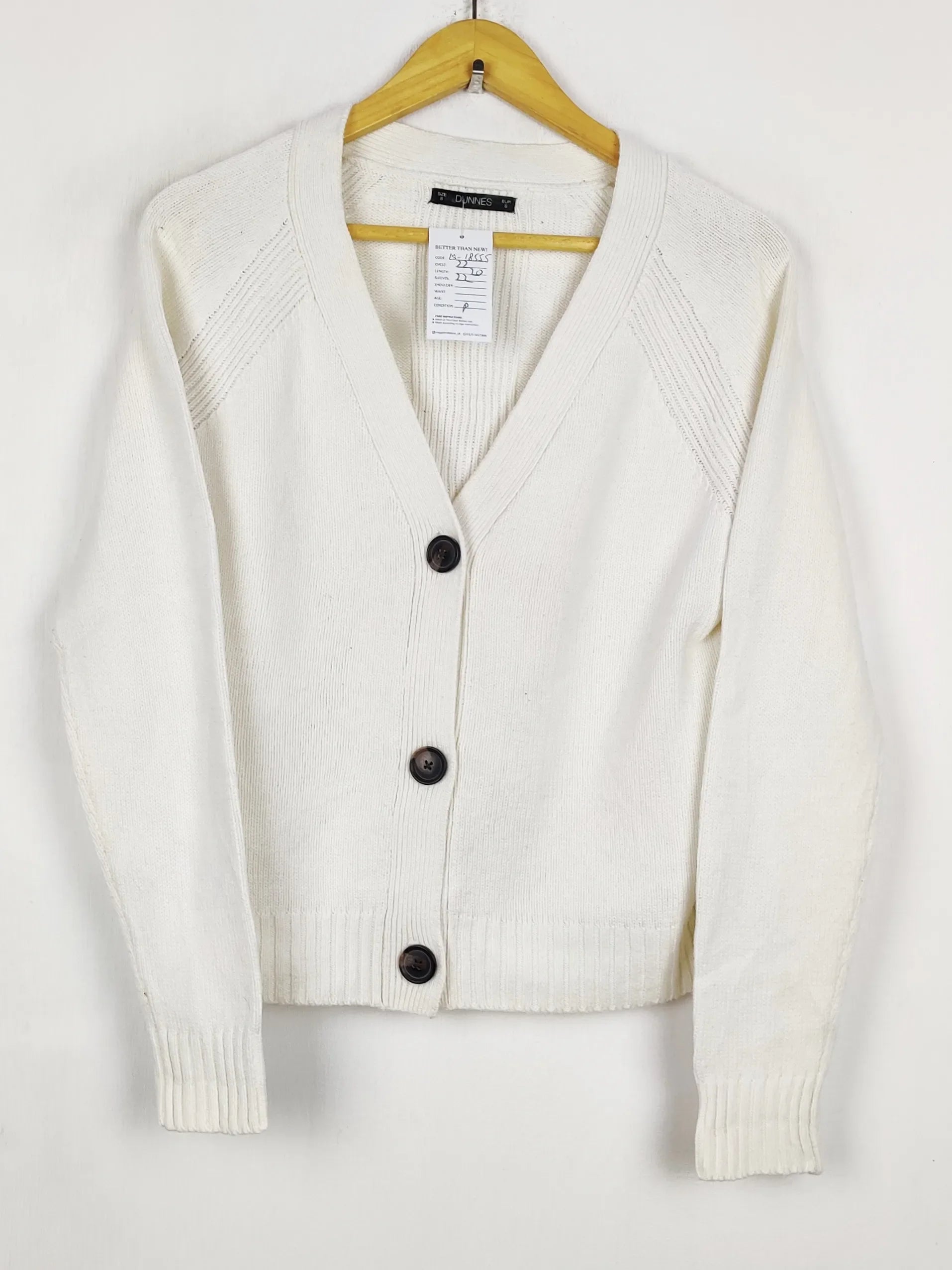 Buy online pre-used pre-loved 100% authentic & Original branded Dunnes Stores (LS-18555) available in Pakistan. Top international brands avilable.