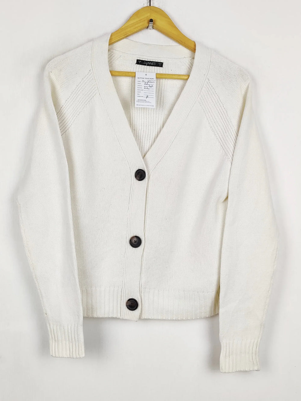 Buy online pre-used pre-loved 100% authentic & Original branded Dunnes Stores (LS-18555) available in Pakistan. Top international brands avilable.