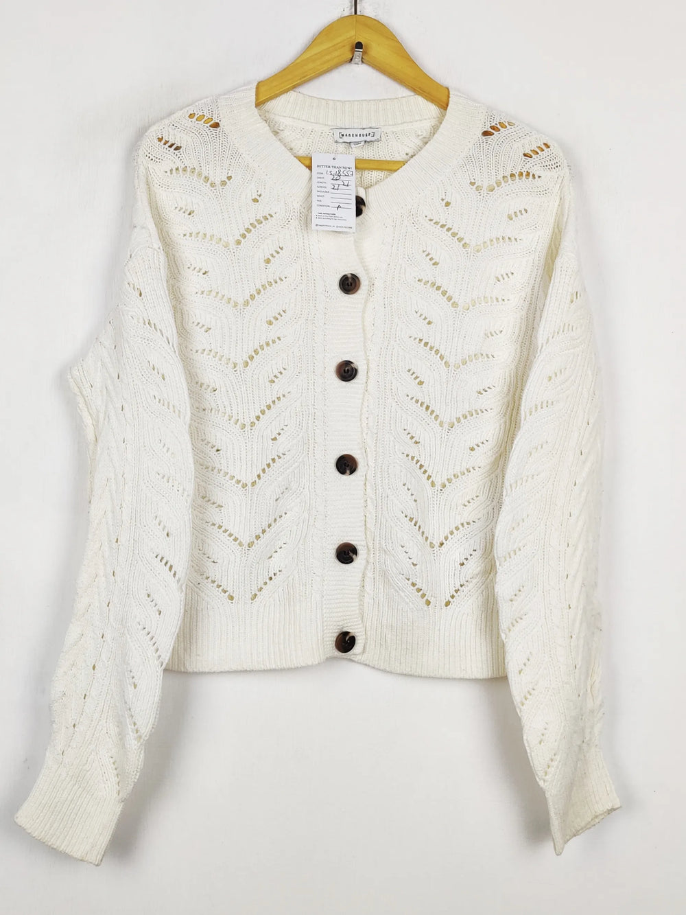 Buy online pre-used pre-loved 100% authentic & Original branded Warehouse (LS-18557) available in Pakistan. Top international brands avilable.