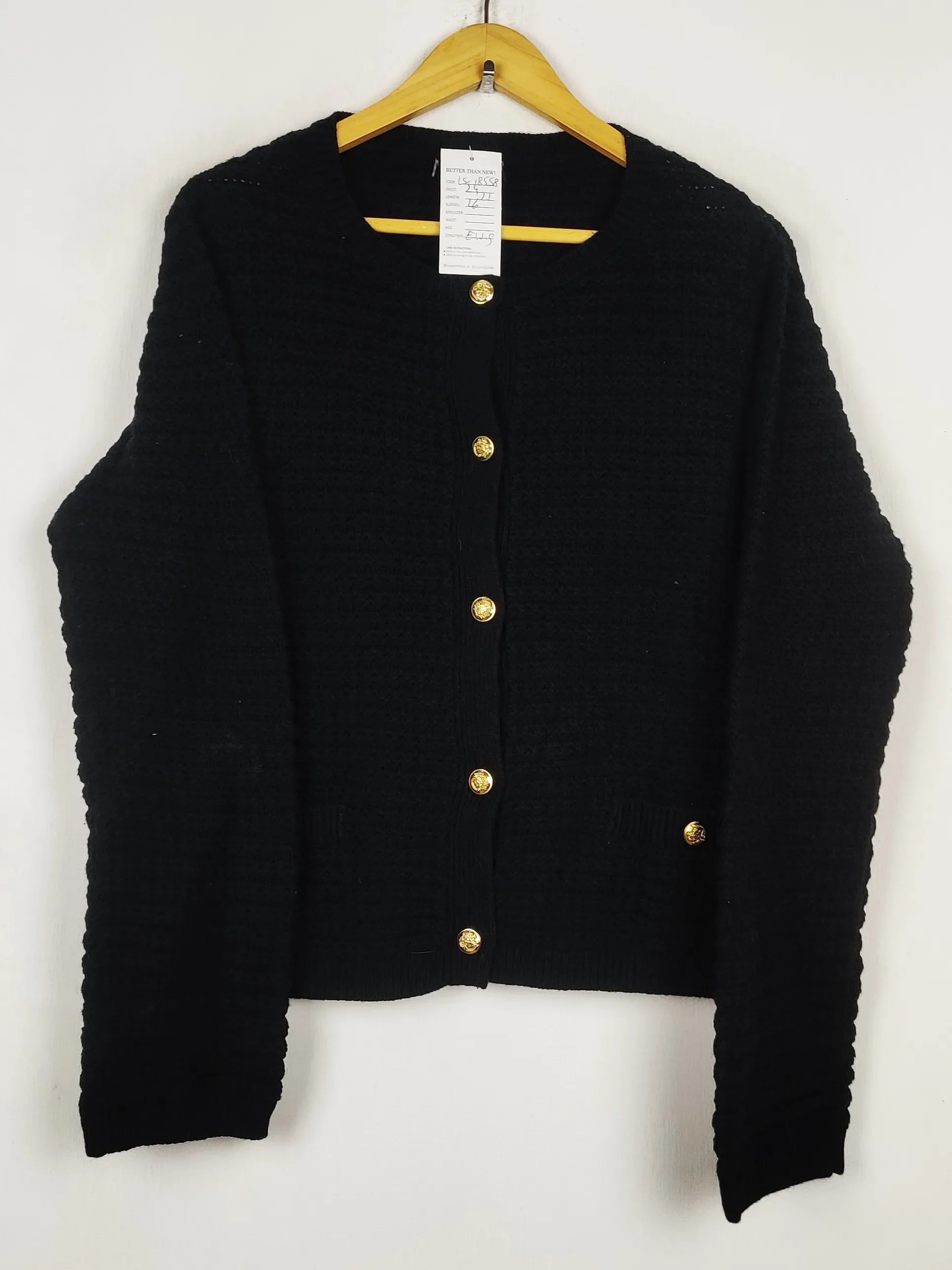 Buy online pre-used pre-loved 100% authentic & Original branded F&F (LS-18558) available in Pakistan. Top international brands avilable.