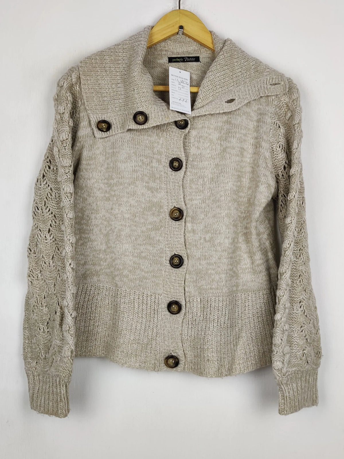 Buy online pre-used pre-loved 100% authentic & Original branded Petite (LS-18572) available in Pakistan. Top international brands avilable.
