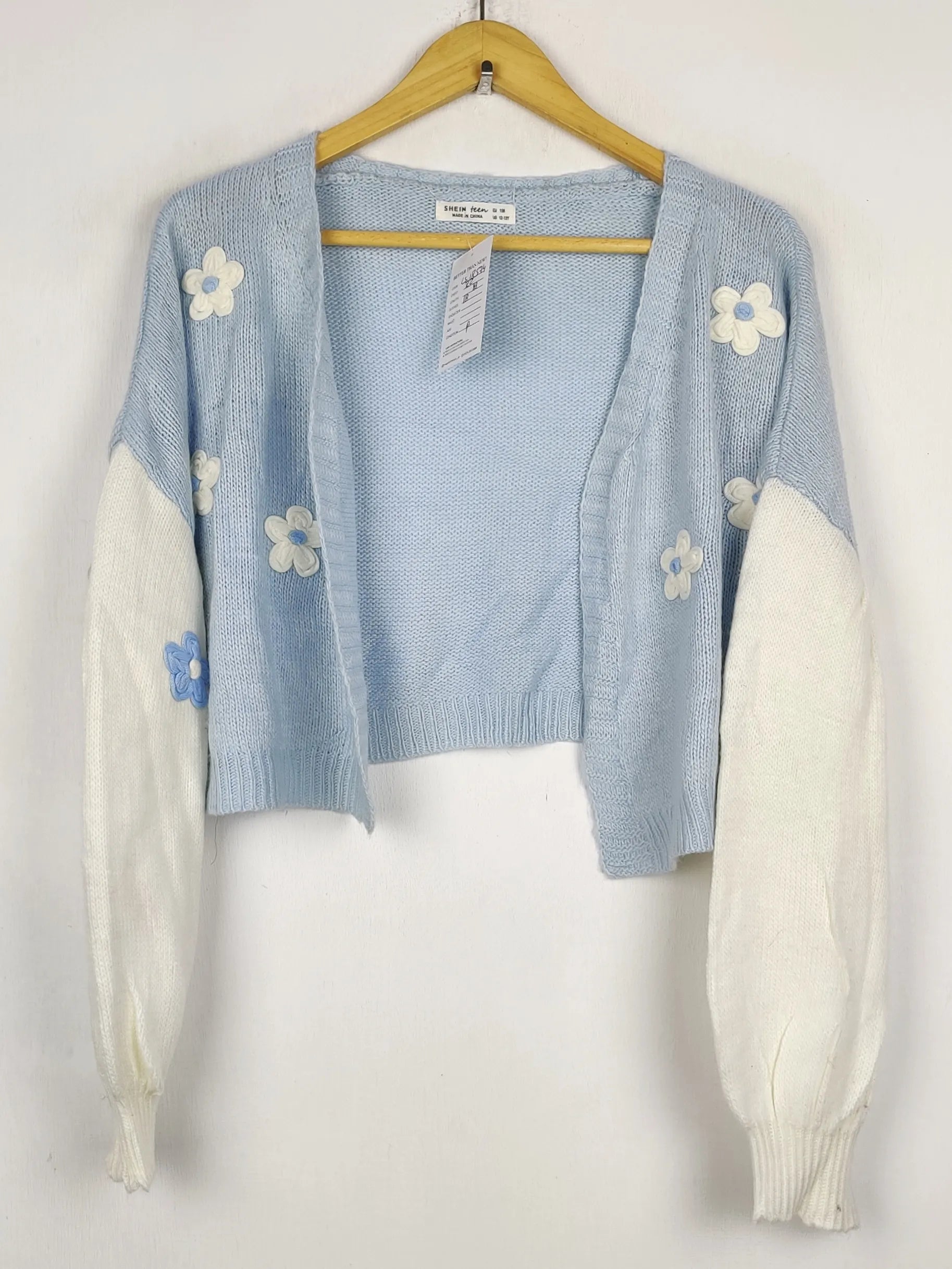 Buy online pre-used pre-loved 100% authentic & Original branded Shein (LS-18574) available in Pakistan. Top international brands avilable.