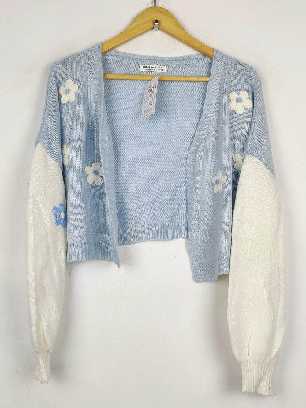 Buy online pre-used pre-loved 100% authentic & Original branded Shein (LS-18574) available in Pakistan. Top international brands avilable.