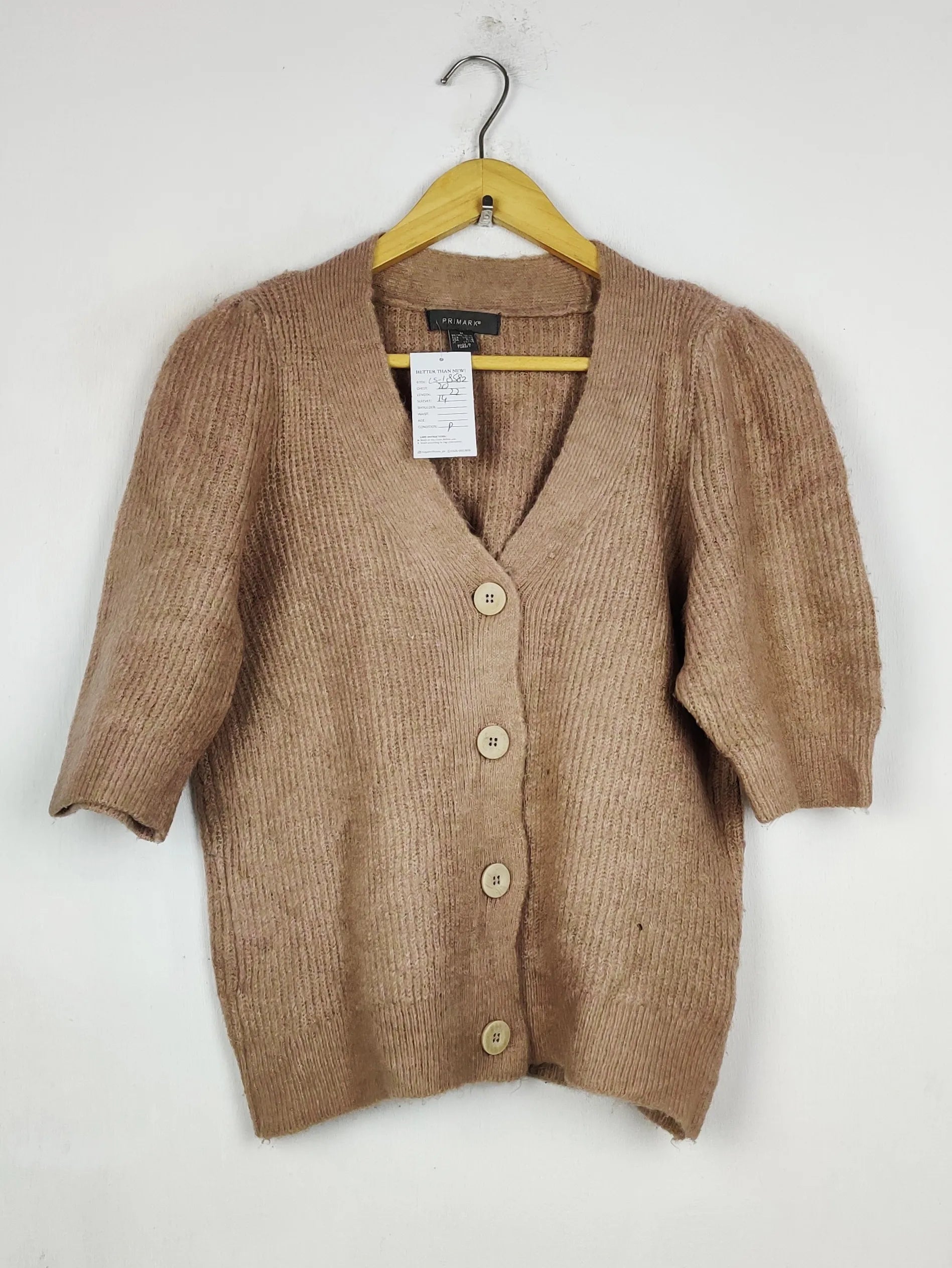 Buy online pre-used pre-loved 100% authentic & Original branded Primark (LS-18582) available in Pakistan. Top international brands avilable.