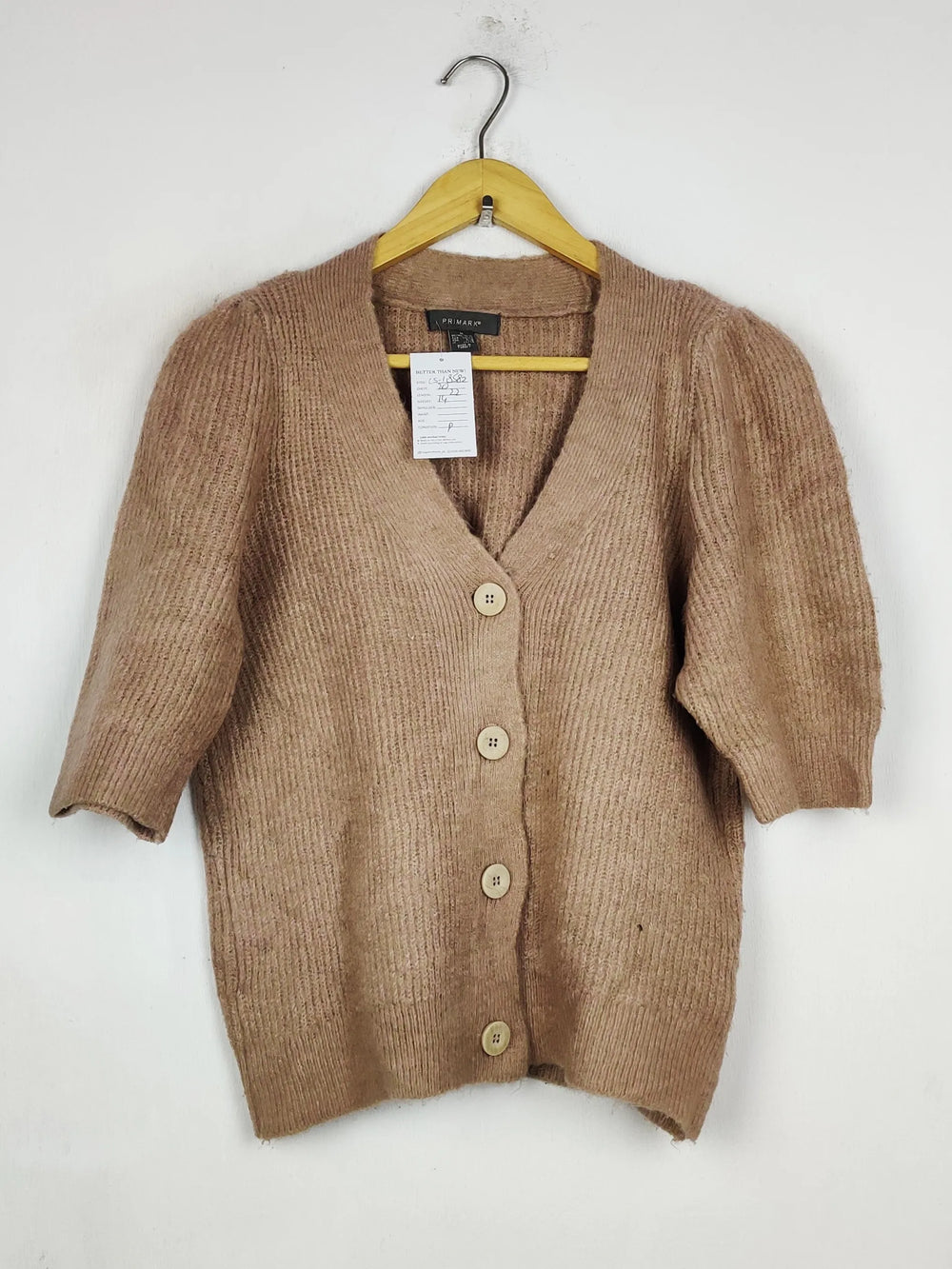 Buy online pre-used pre-loved 100% authentic & Original branded Primark (LS-18582) available in Pakistan. Top international brands avilable.