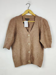Buy online pre-used pre-loved 100% authentic & Original branded Primark (LS-18582) available in Pakistan. Top international brands avilable.