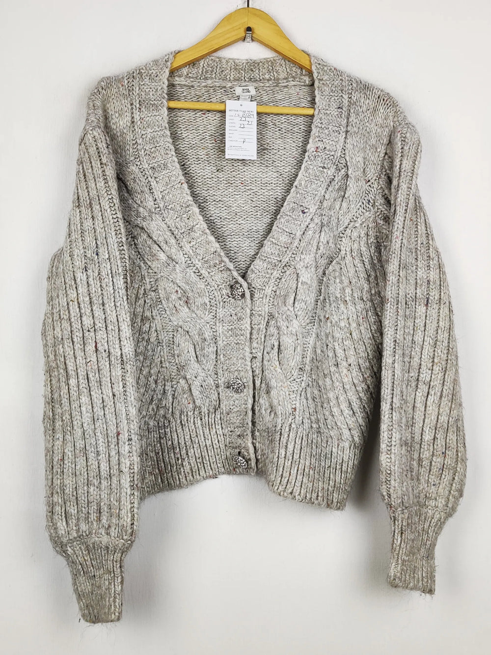 Buy online pre-used pre-loved 100% authentic & Original branded River Island (LS-18589) available in Pakistan. Top international brands avilable.