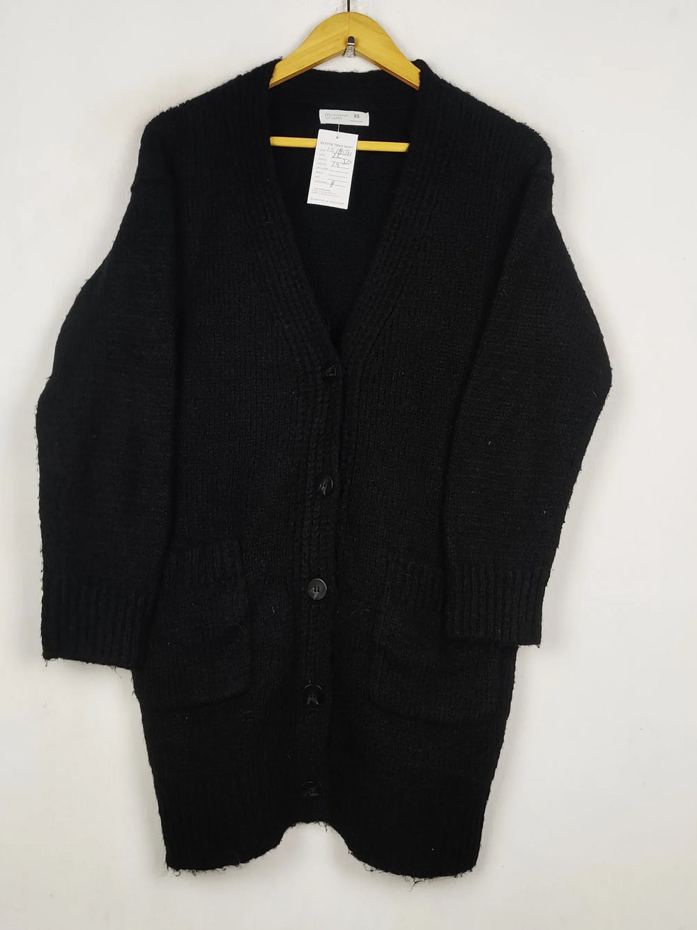 Buy online pre-used pre-loved 100% authentic & Original branded Primark (LS-18591) available in Pakistan. Top international brands avilable.