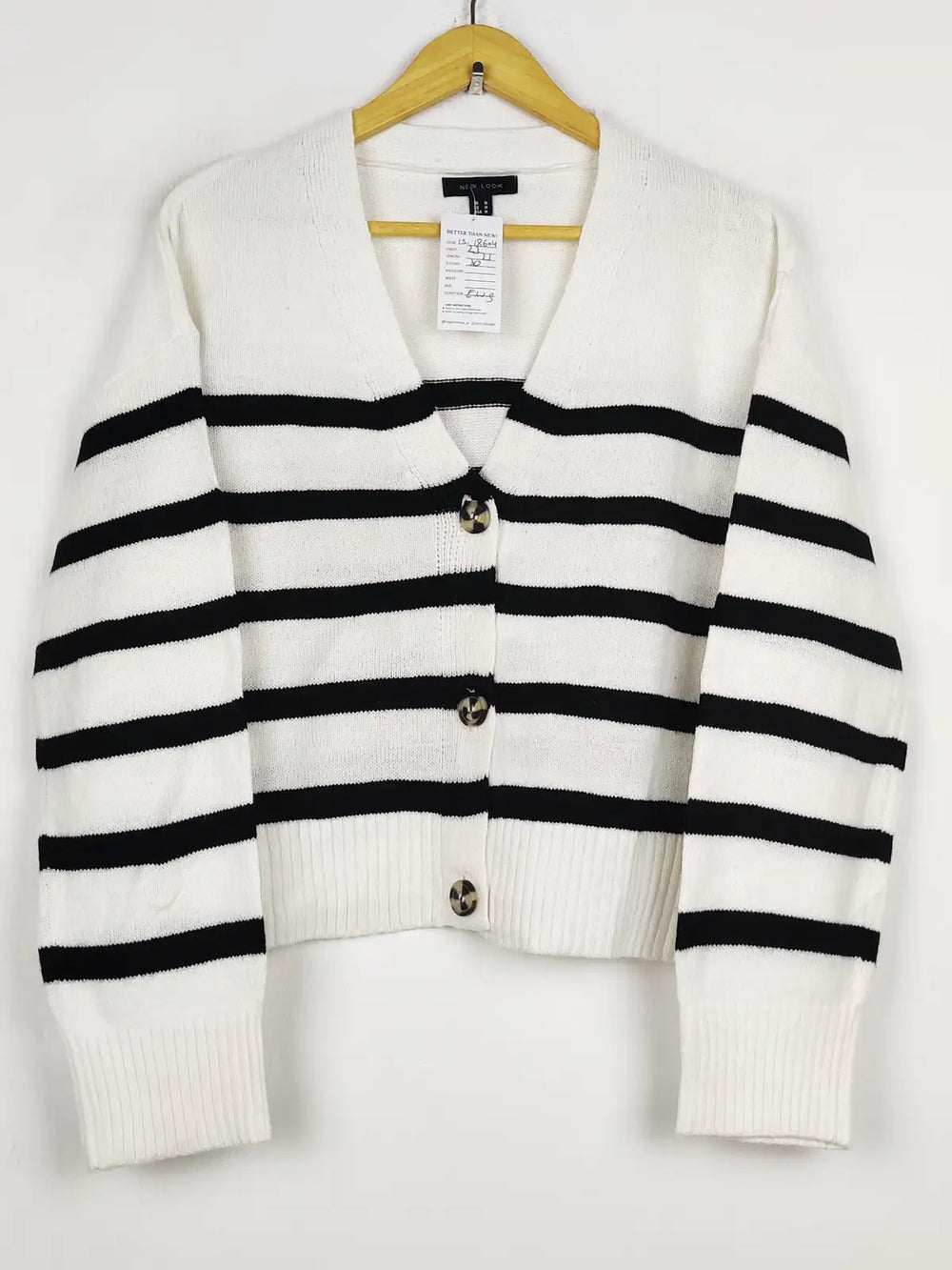 Buy online pre-used pre-loved 100% authentic & Original branded New Look (LS-18604) available in Pakistan. Top international brands avilable.