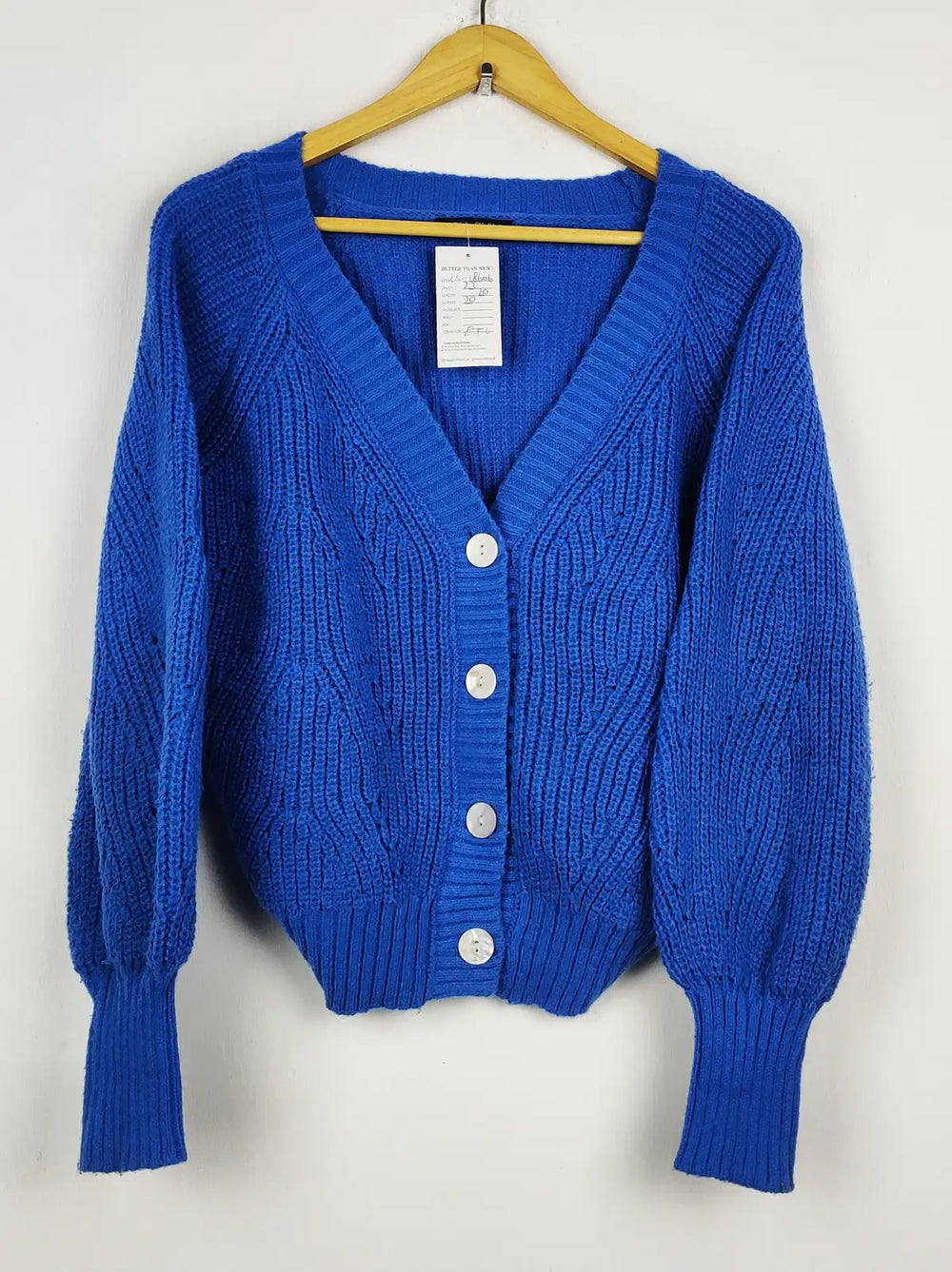 Buy online pre-used pre-loved 100% authentic & Original branded Shein (LS-18606) available in Pakistan. Top international brands avilable.