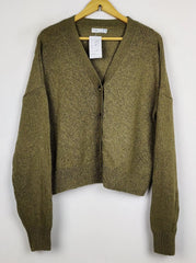 Buy online pre-used pre-loved 100% authentic & Original branded Primark (LS-18607) available in Pakistan. Top international brands avilable.