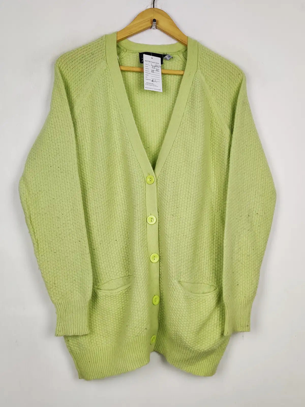 Buy online pre-used pre-loved 100% authentic & Original branded Atmosphere (LS-18624) available in Pakistan. Top international brands avilable.