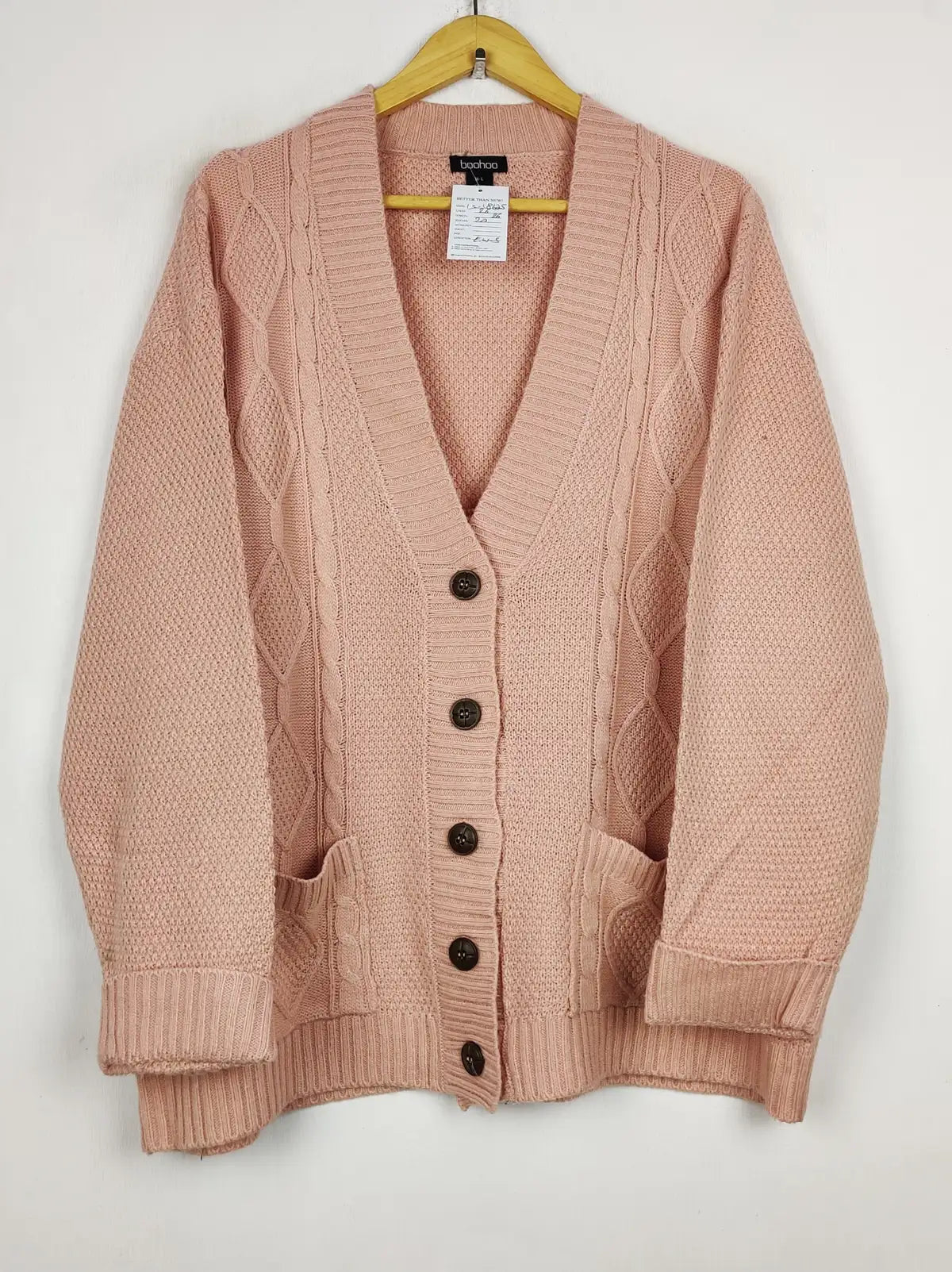 Buy online pre-used pre-loved 100% authentic & Original branded Boohoo (LS-18625) available in Pakistan. Top international brands avilable.