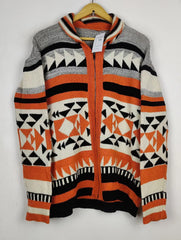 Buy online pre-used pre-loved 100% authentic & Original branded Unknown Brand (LS-18628) available in Pakistan. Top international brands avilable.