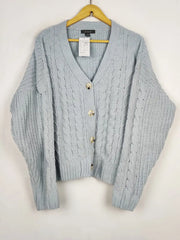 Buy online pre-used pre-loved 100% authentic & Original branded Primark (LS-18646) available in Pakistan. Top international brands avilable.