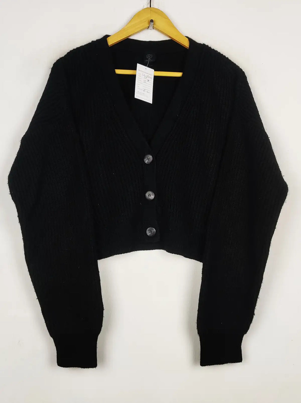 Buy online pre-used pre-loved 100% authentic & Original branded Urban Bliss (LS-18647) available in Pakistan. Top international brands avilable.