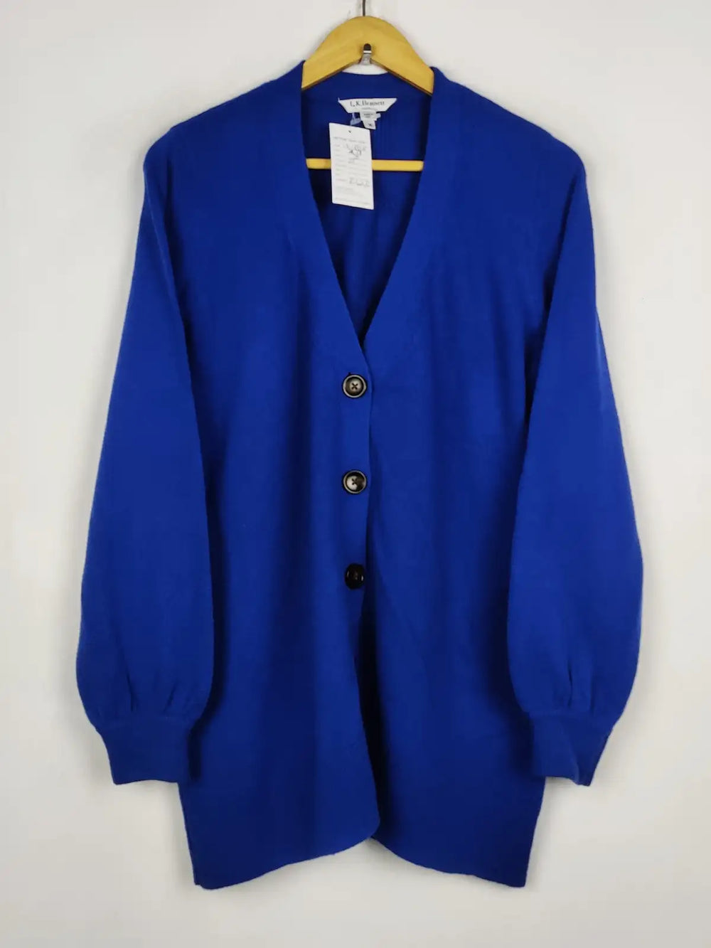 Buy online pre-used pre-loved 100% authentic & Original branded L.K.Bennett (LS-18648) available in Pakistan. Top international brands avilable.