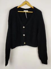 Buy online pre-used pre-loved 100% authentic & Original branded Primark (LS-18649) available in Pakistan. Top international brands avilable.