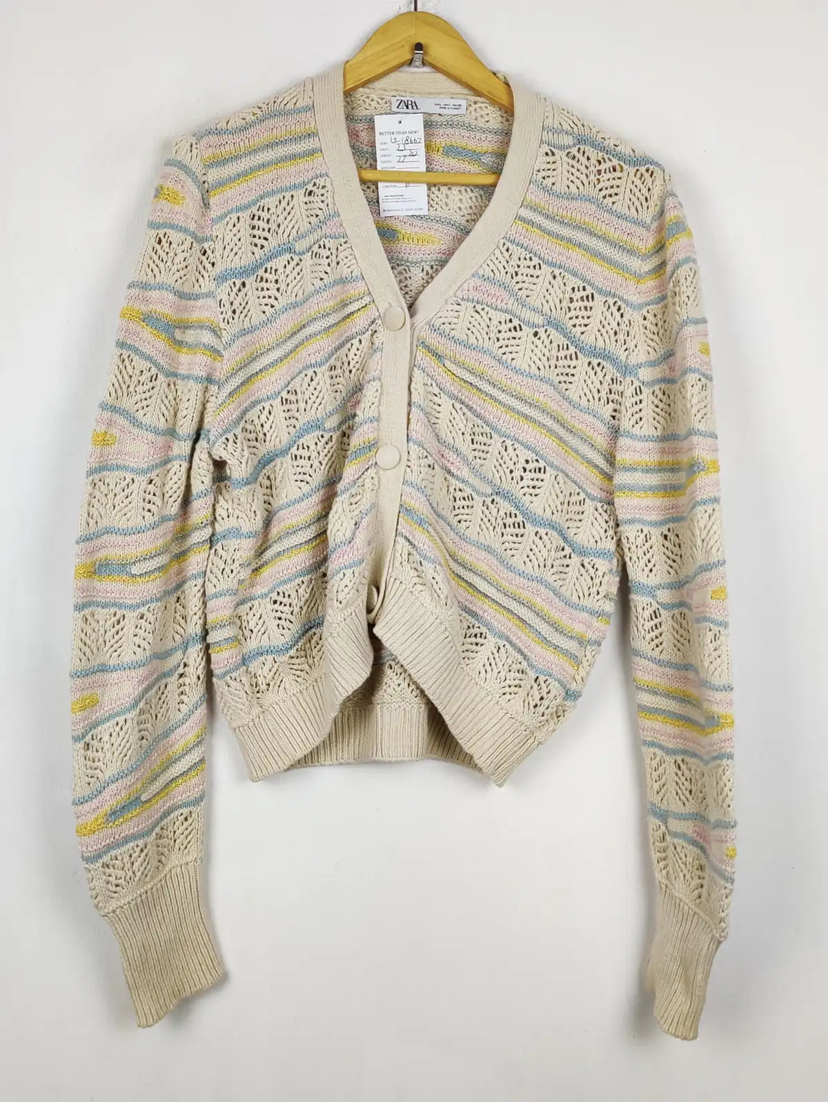 Buy online pre-used pre-loved 100% authentic & Original branded Zara (LS-18662) available in Pakistan. Top international brands avilable.