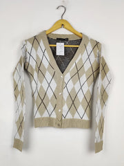 Buy online pre-used pre-loved 100% authentic & Original branded I Saw It First (LS-18663) available in Pakistan. Top international brands avilable.