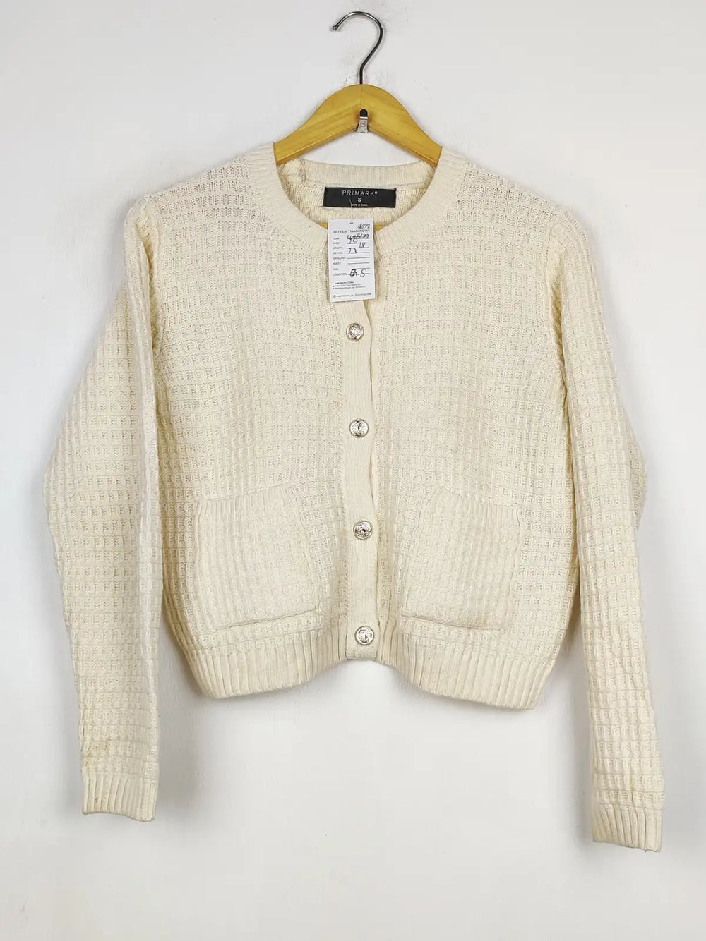 Buy online pre-used pre-loved 100% authentic & Original branded Primark (LS-18673) available in Pakistan. Top international brands avilable.