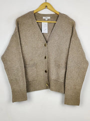 Buy online pre-used pre-loved 100% authentic & Original branded Marks & Spencer (LS-18678) available in Pakistan. Top international brands avilable.