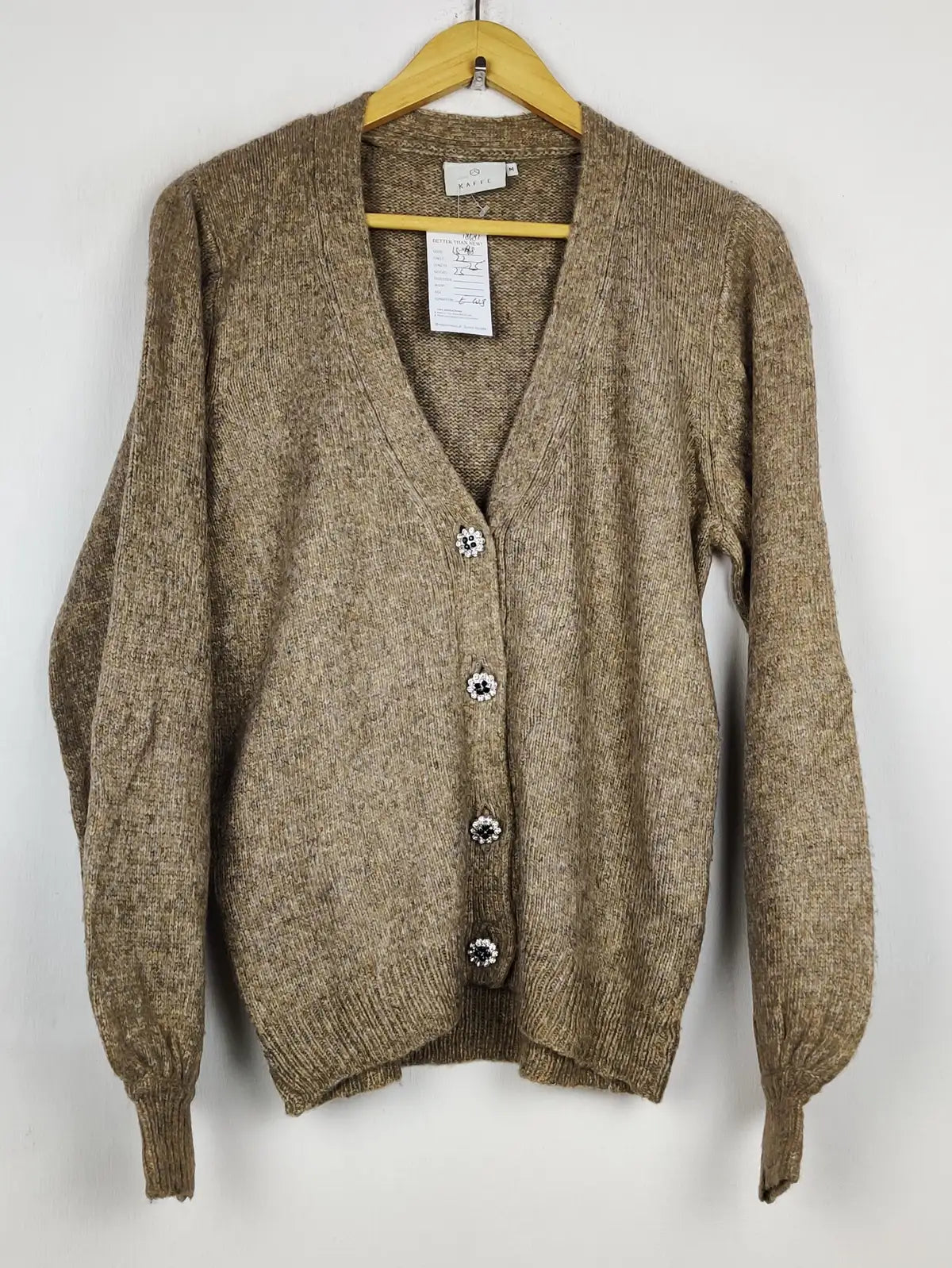 Buy online pre-used pre-loved 100% authentic & Original branded Kafee (LS-18681) available in Pakistan. Top international brands avilable.