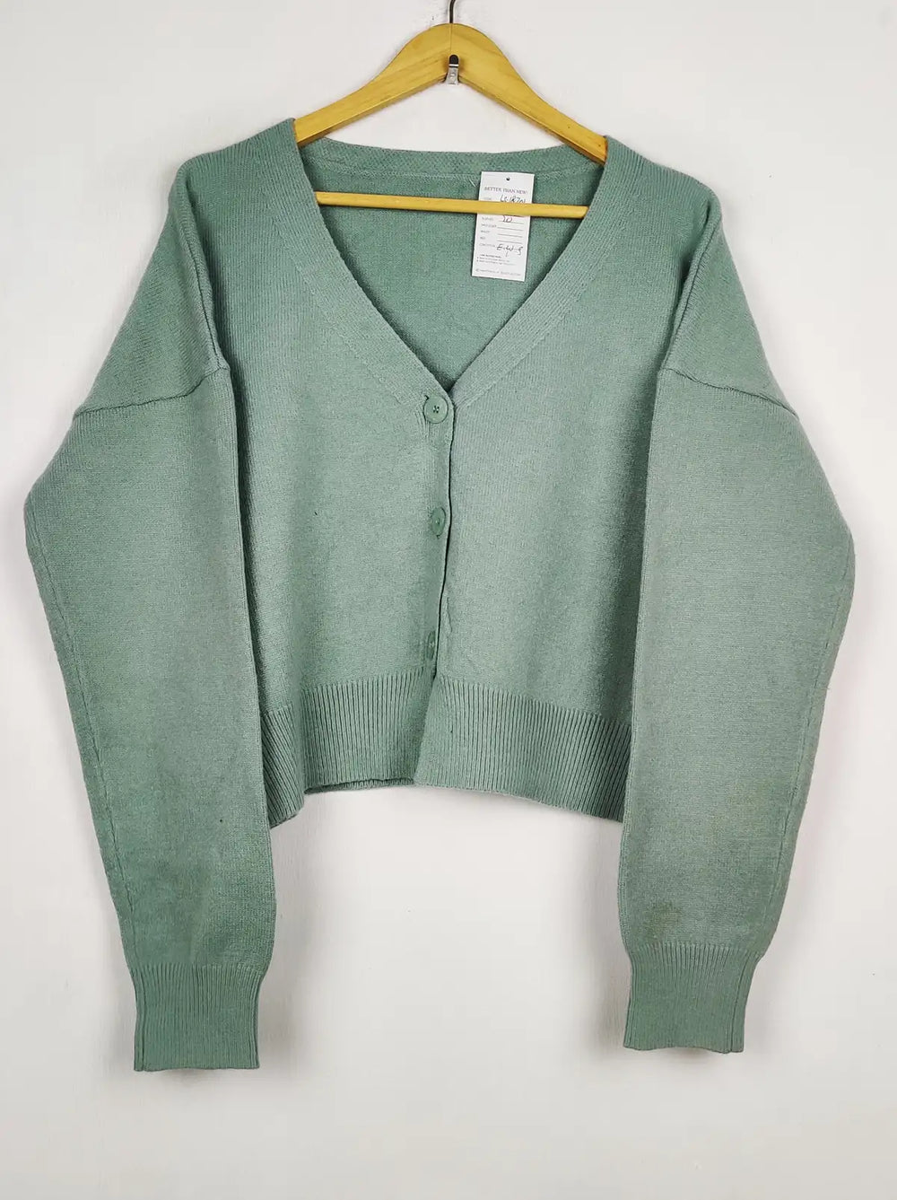 Buy online pre-used pre-loved 100% authentic & Original branded Unknown Brand (LS-18701) available in Pakistan. Top international brands avilable.