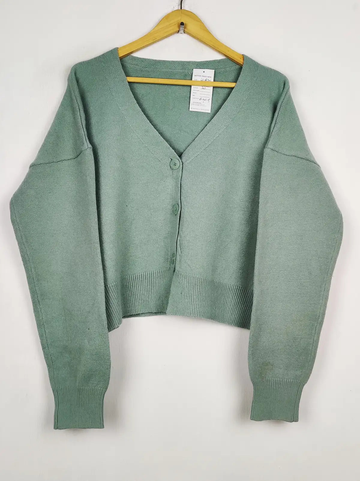 Buy online pre-used pre-loved 100% authentic & Original branded Unknown Brand (LS-18701) available in Pakistan. Top international brands avilable.