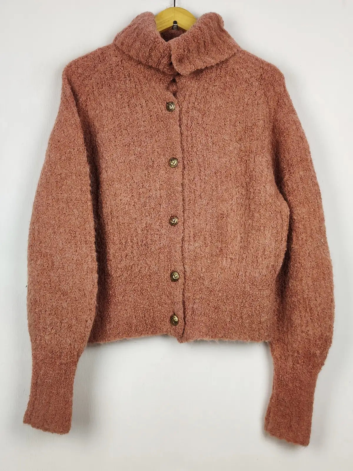 Buy online pre-used pre-loved 100% authentic & Original branded Cos (LS-18723) available in Pakistan. Top international brands avilable.