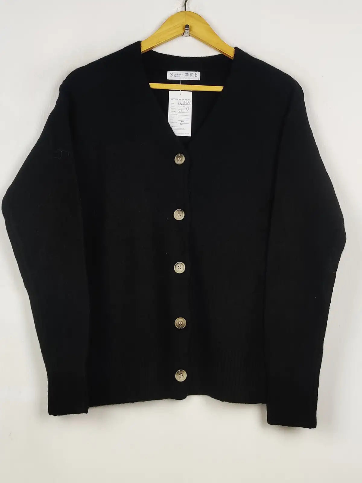 Buy online pre-used pre-loved 100% authentic & Original branded Primark (LS-18726) available in Pakistan. Top international brands avilable.