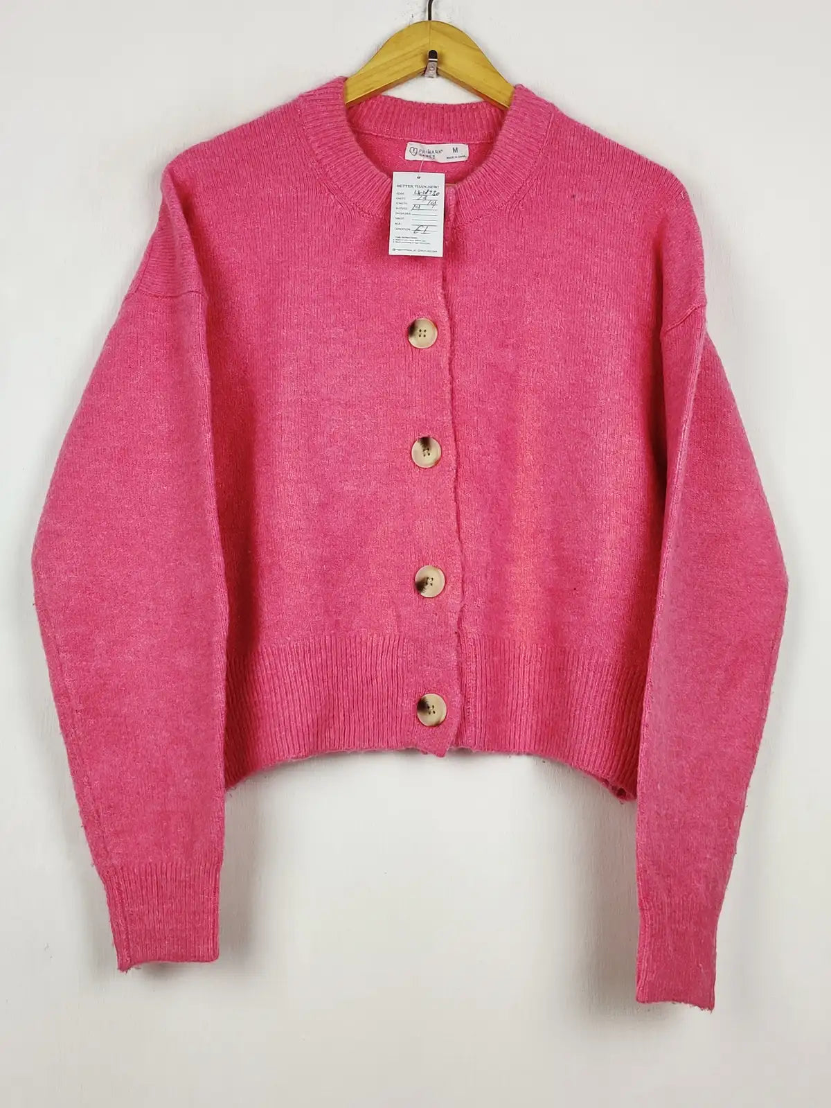 Buy online pre-used pre-loved 100% authentic & Original branded Primark (LS-18730) available in Pakistan. Top international brands avilable.
