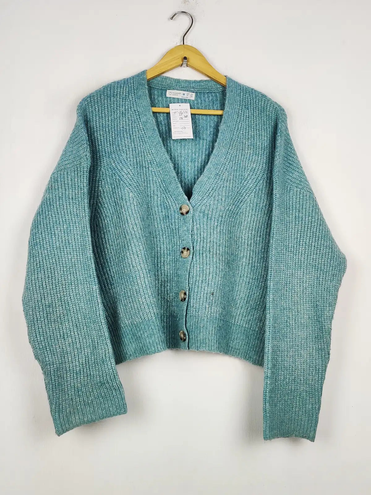 Buy online pre-used pre-loved 100% authentic & Original branded Primark (LS-18735) available in Pakistan. Top international brands avilable.
