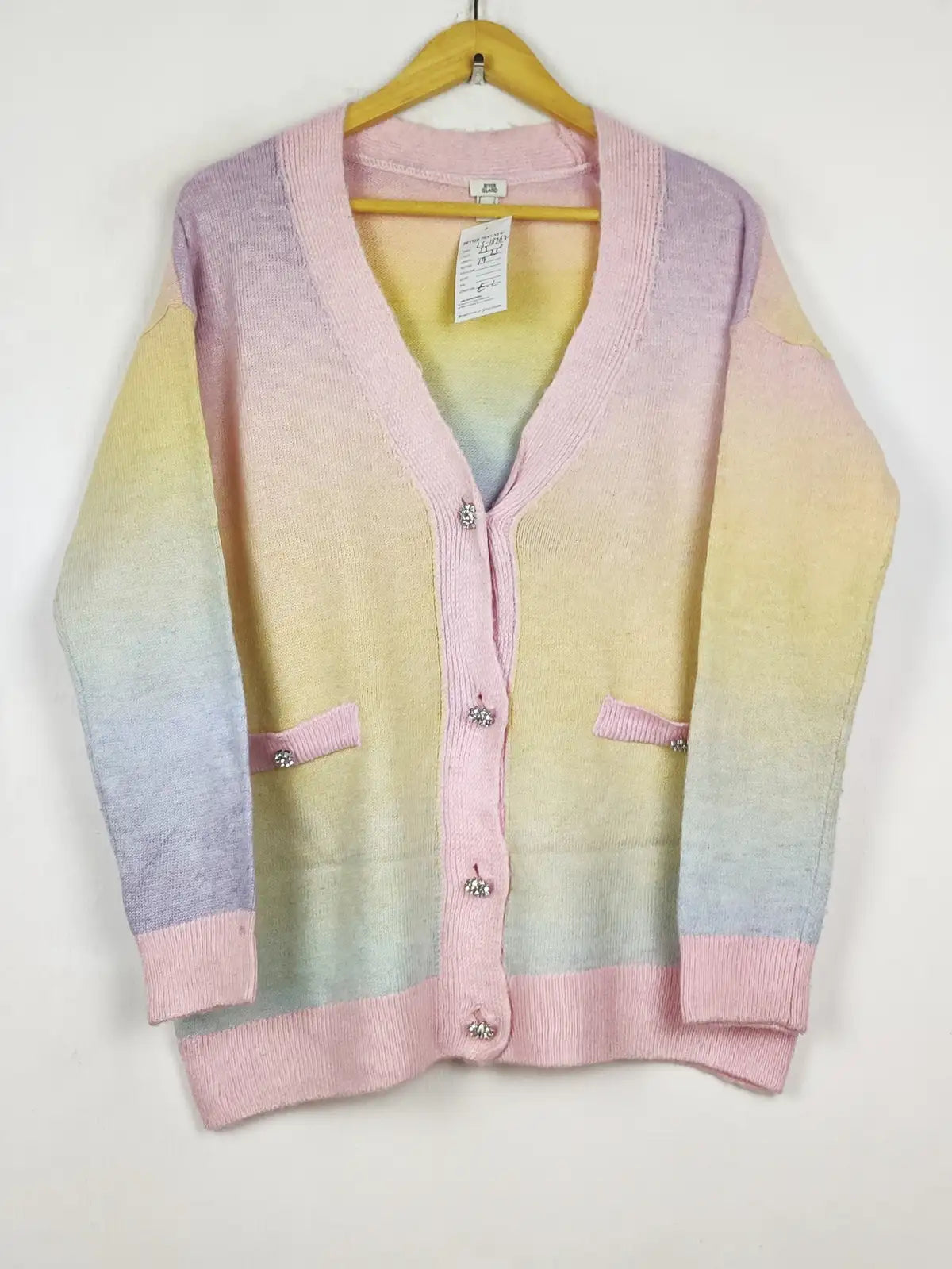 Buy online pre-used pre-loved 100% authentic & Original branded River Island (LS-18762) available in Pakistan. Top international brands avilable.