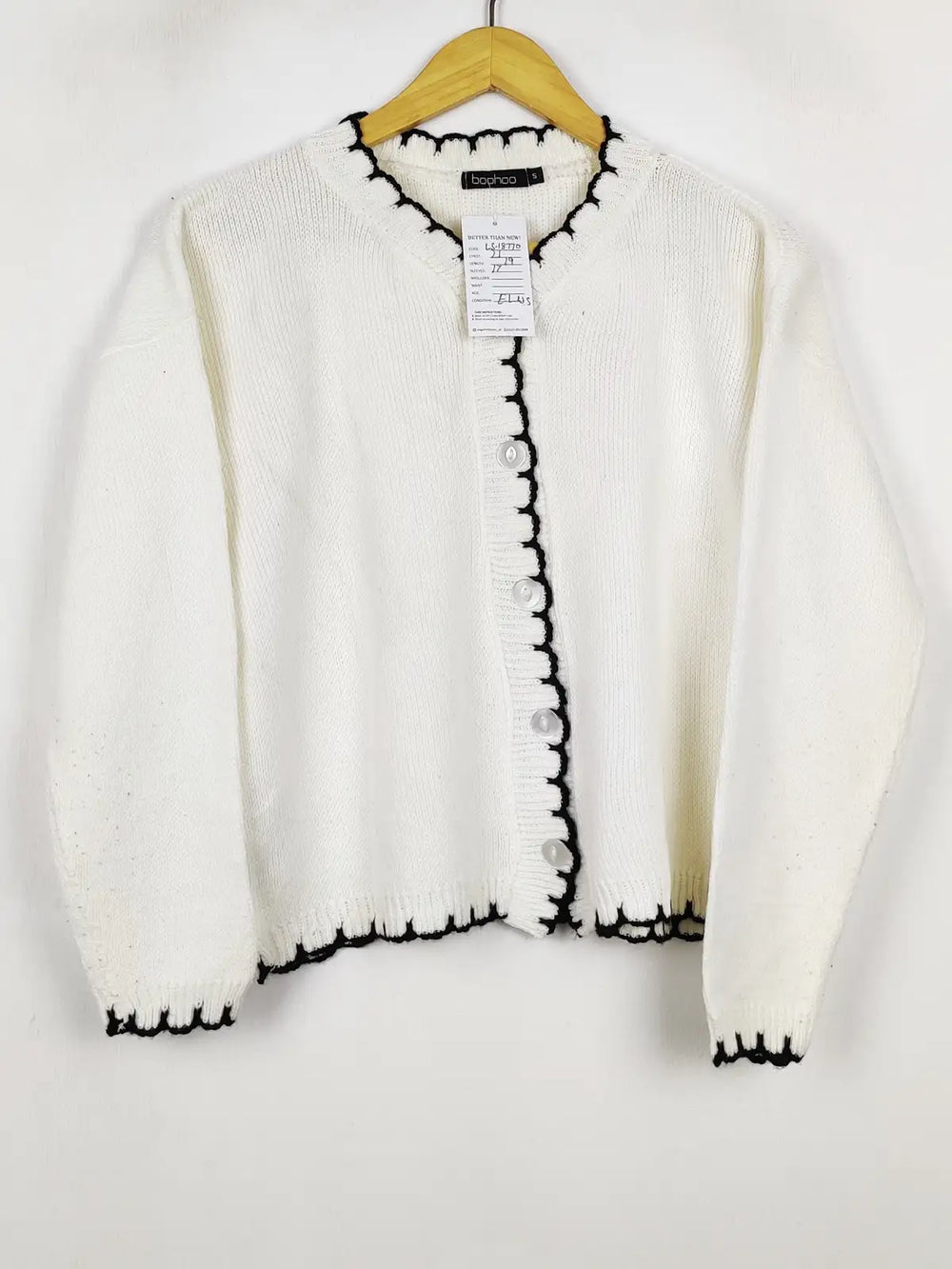 Buy online pre-used pre-loved 100% authentic & Original branded Boohoo (LS-18770) available in Pakistan. Top international brands avilable.