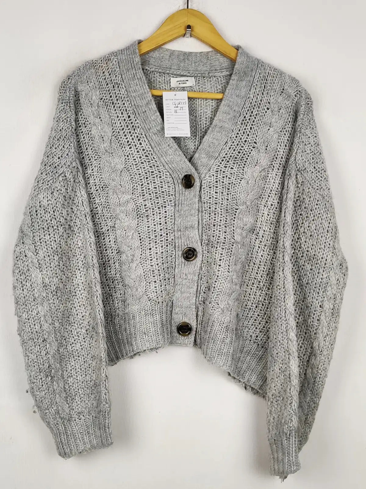 Buy online pre-used pre-loved 100% authentic & Original branded Jacqueline De Yong (LS-18779) available in Pakistan. Top international brands avilable.