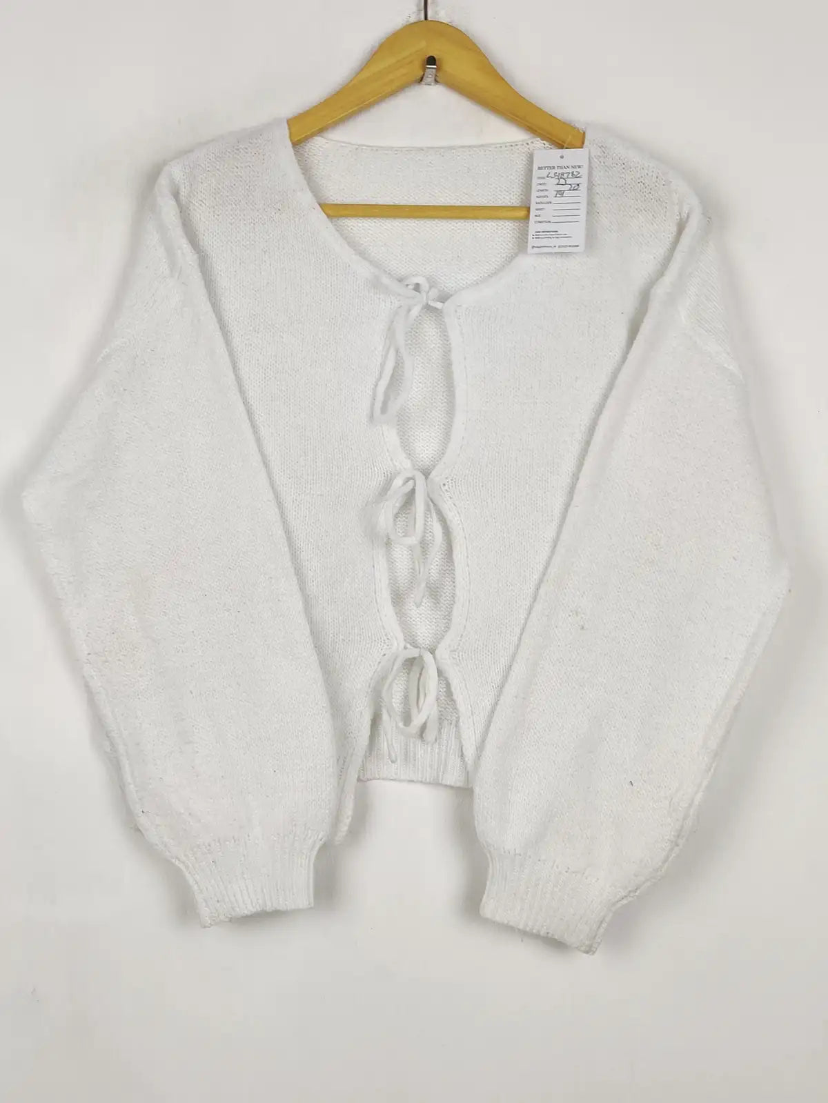 Buy online pre-used pre-loved 100% authentic & Original branded Unknown Brand (LS-18782) available in Pakistan. Top international brands avilable.
