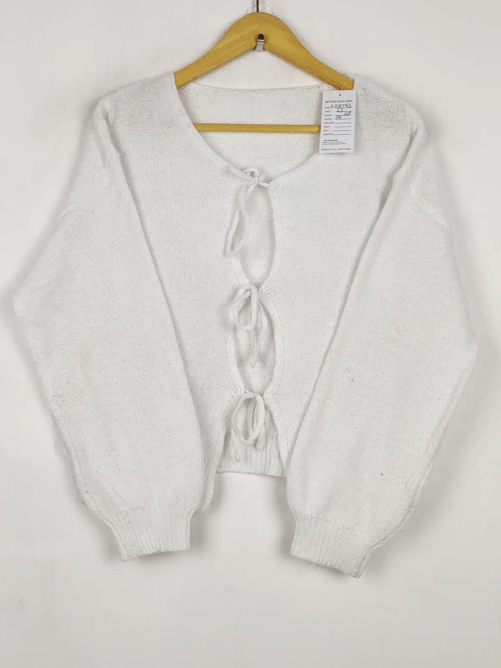 Buy online pre-used pre-loved 100% authentic & Original branded Unknown Brand (LS-18782) available in Pakistan. Top international brands avilable.