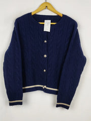 Buy online pre-used pre-loved 100% authentic & Original branded Unknown Brand (LS-18786) available in Pakistan. Top international brands avilable.