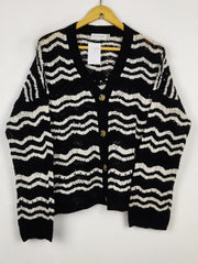 Buy online pre-used pre-loved 100% authentic & Original branded In The Style (LS-18794) available in Pakistan. Top international brands avilable.