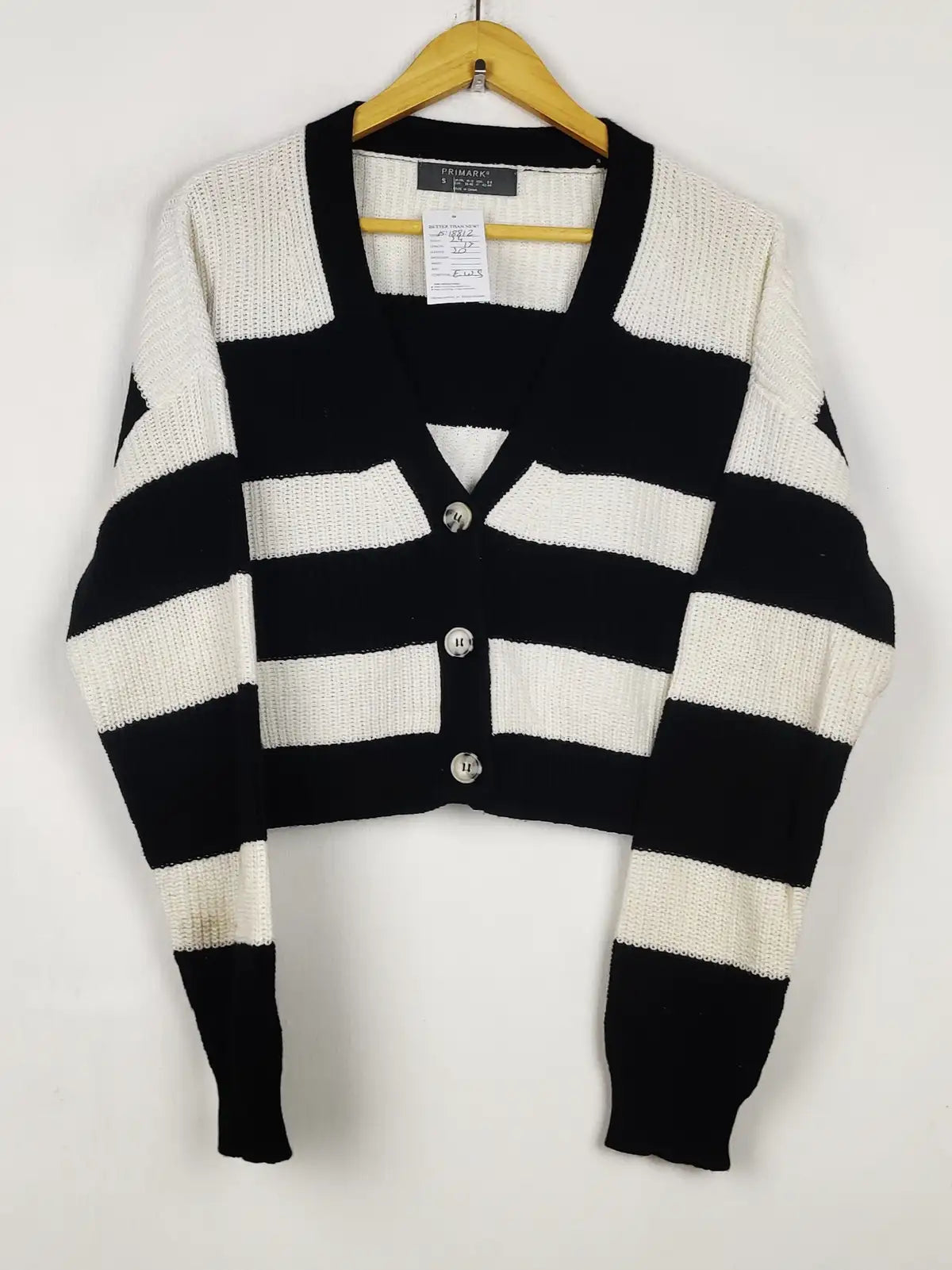 Buy online pre-used pre-loved 100% authentic & Original branded Primark (LS-18812) available in Pakistan. Top international brands avilable.