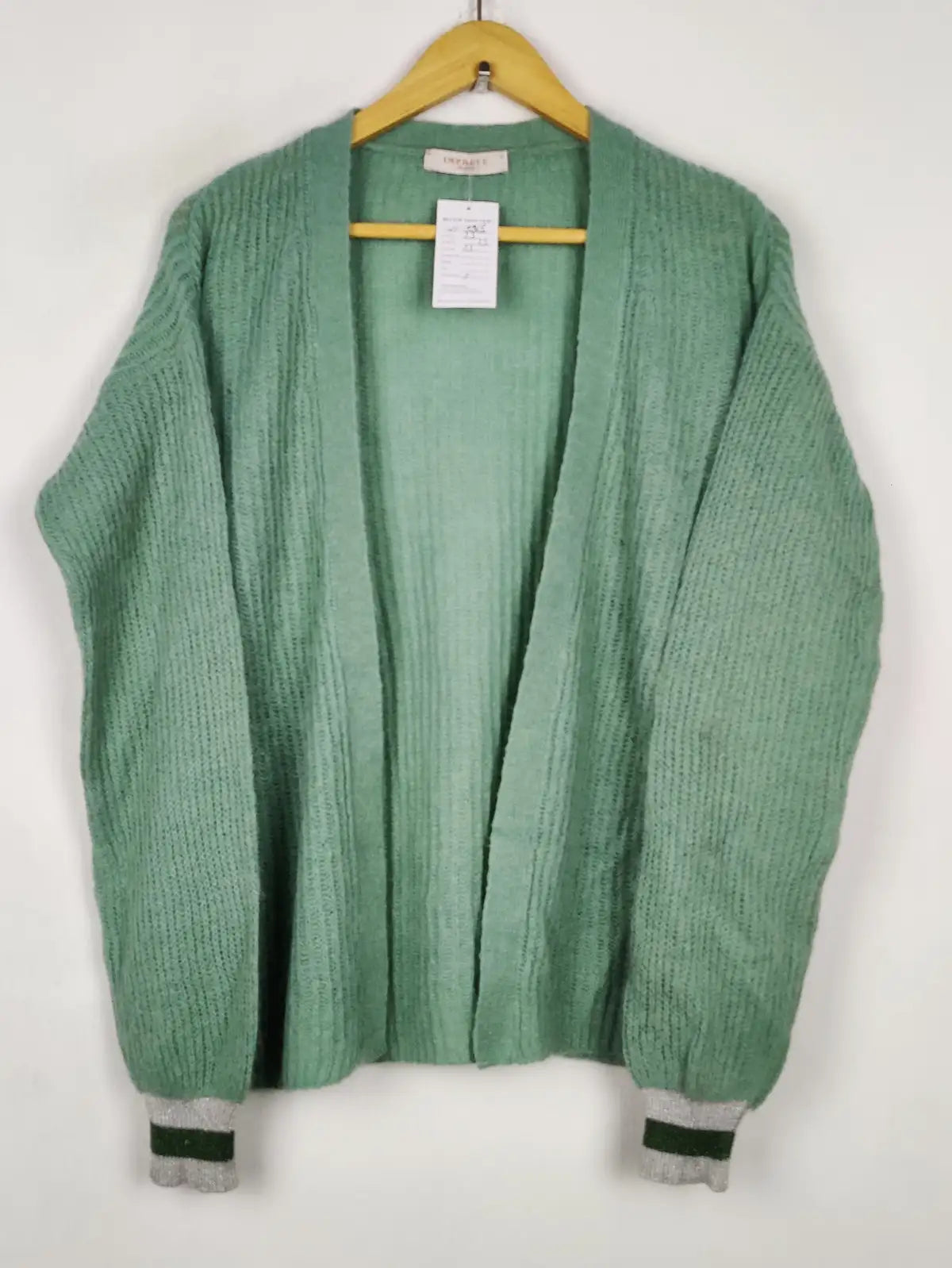 Buy online pre-used pre-loved 100% authentic & Original branded Impevu (LS-18818) available in Pakistan. Top international brands avilable.