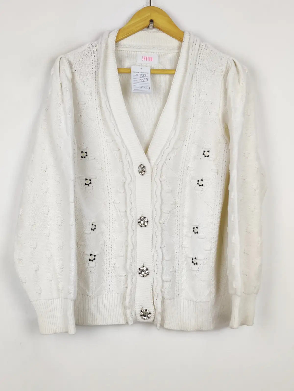 Buy online pre-used pre-loved 100% authentic & Original branded Savida (LS-18821) available in Pakistan. Top international brands avilable.