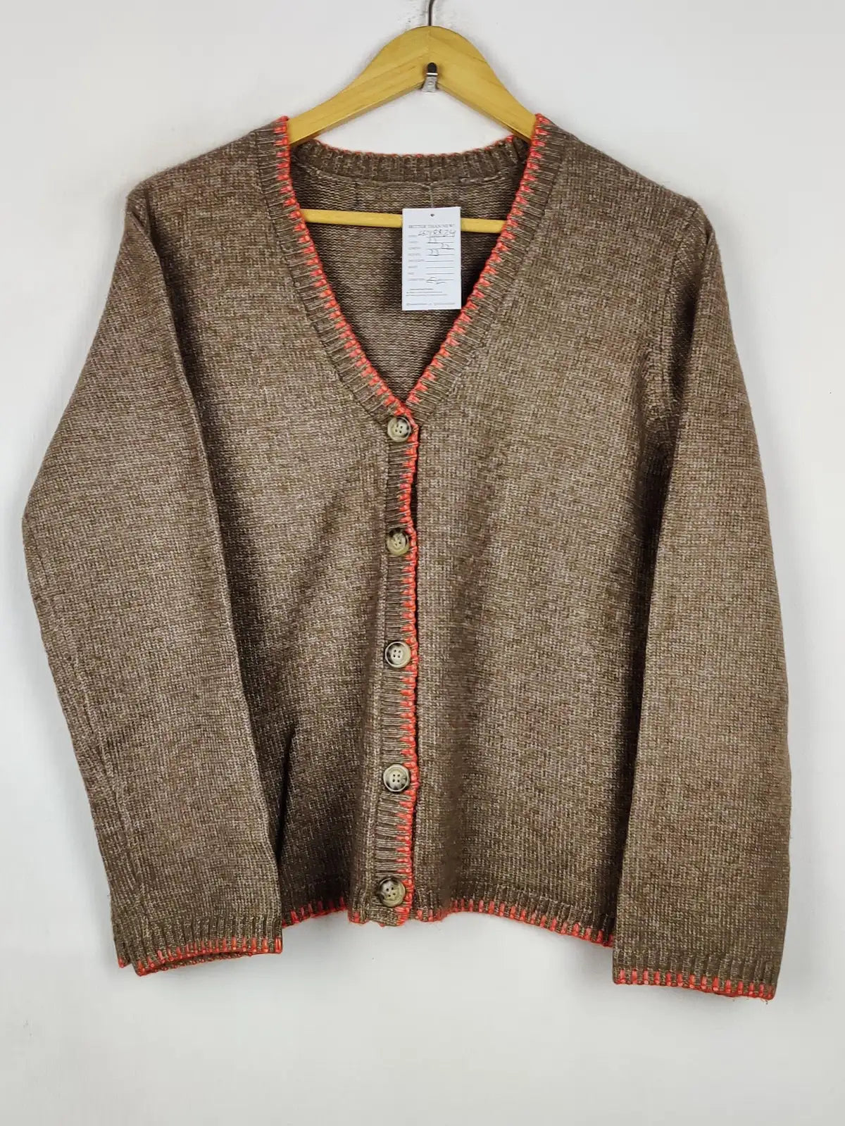Buy online pre-used pre-loved 100% authentic & Original branded Unknown Brand (LS-18824) available in Pakistan. Top international brands avilable.