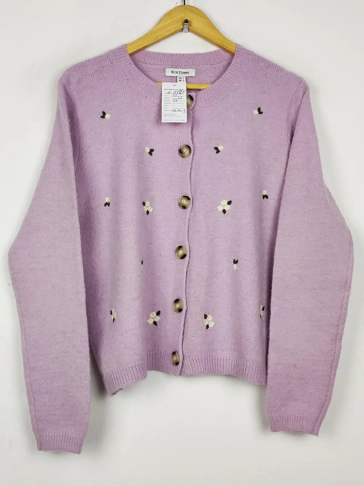 Buy online pre-used pre-loved 100% authentic & Original branded Wild Flower (LS-18825) available in Pakistan. Top international brands avilable.